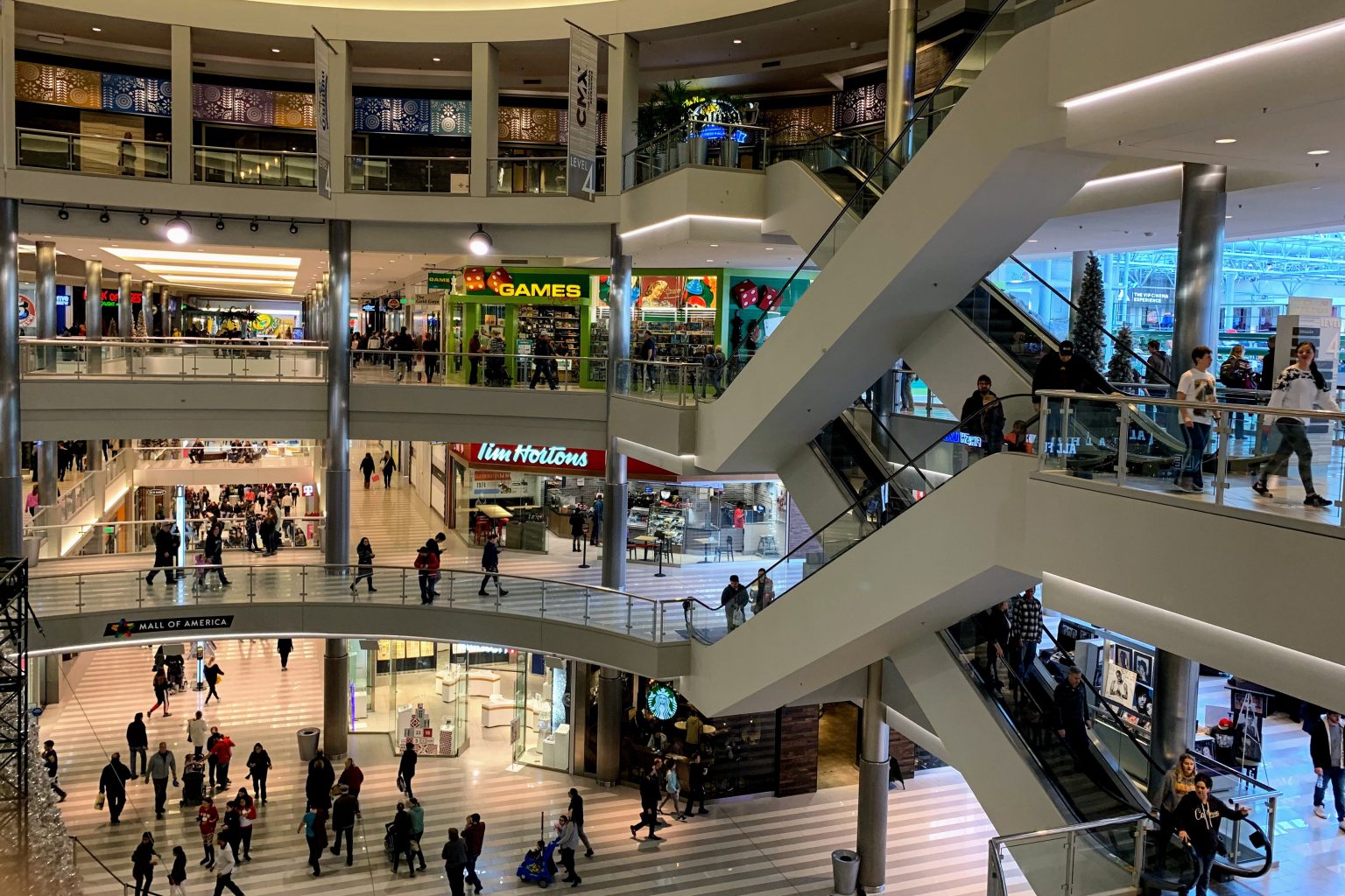 What should You Expect from an Amazing Shopping Mall? ACE Shopping